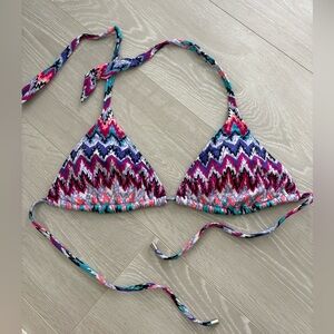 NWOT Billabong String Triangle Bikini Top
